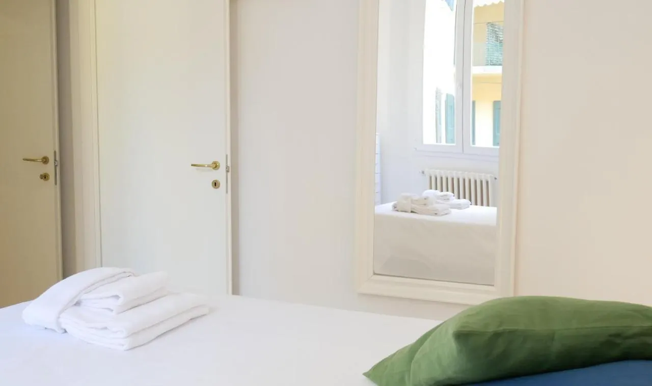 Bologna Welcome House 0*,  Italien